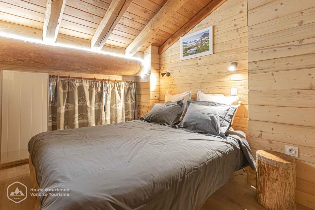 Chalet Le Bois Joli ボヌヴァル・シュル・アルク エクステリア 写真