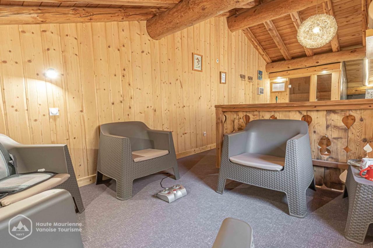 Chalet Le Bois Joli ボヌヴァル・シュル・アルク エクステリア 写真