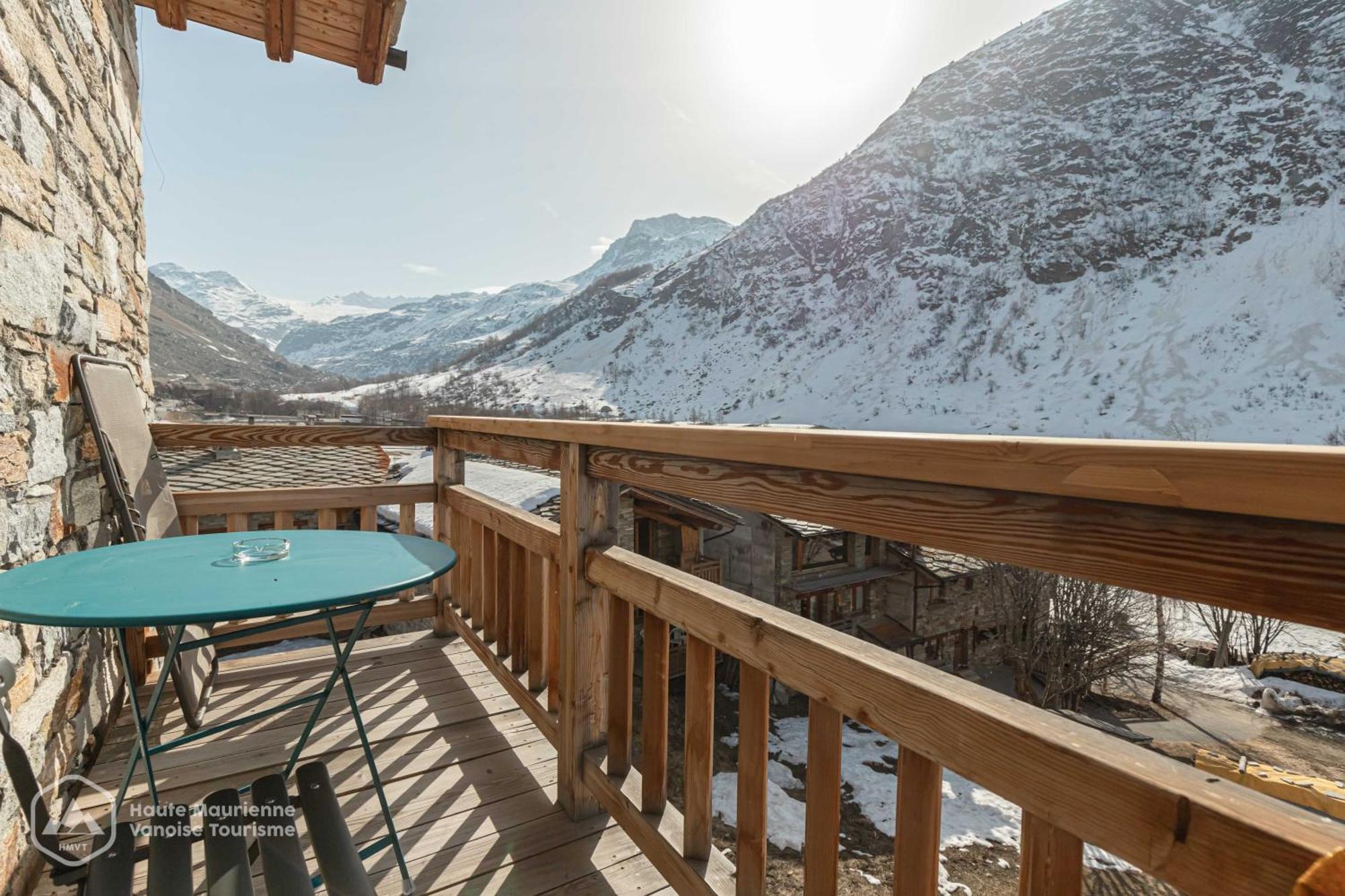 Chalet Le Bois Joli ボヌヴァル・シュル・アルク エクステリア 写真
