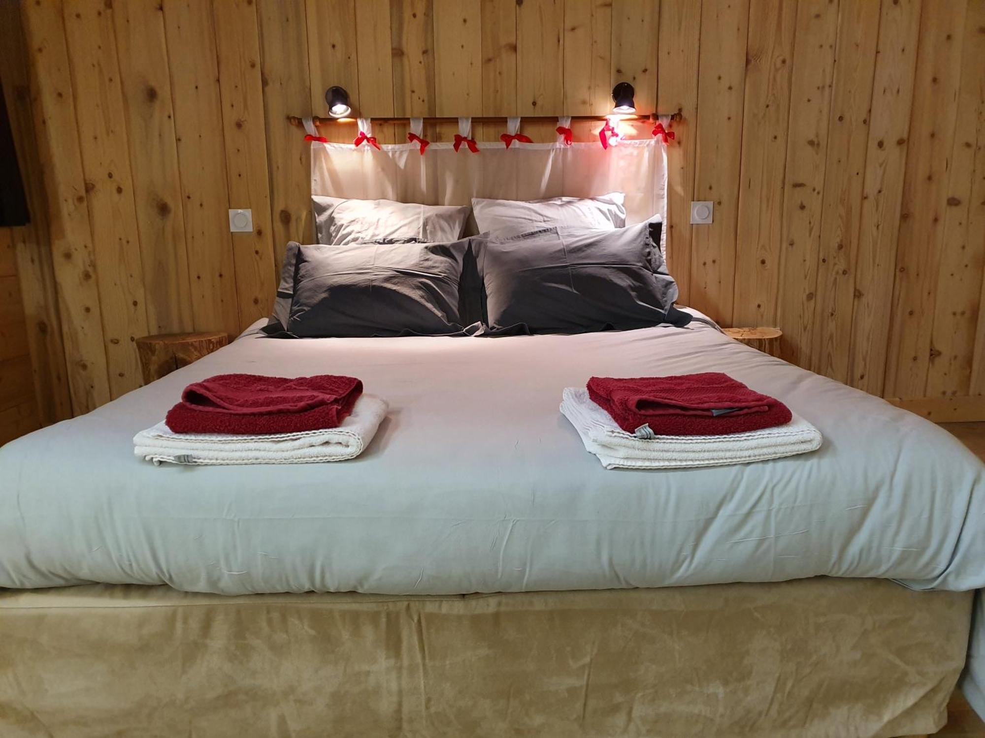 Chalet Le Bois Joli ボヌヴァル・シュル・アルク 部屋 写真